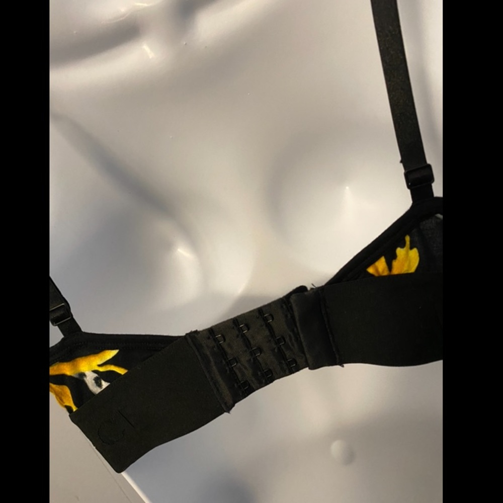 Authentic Versace Top - Picture 4 of 4